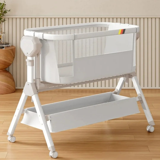 Aminie Premium Bassinet; Automatic Rocker